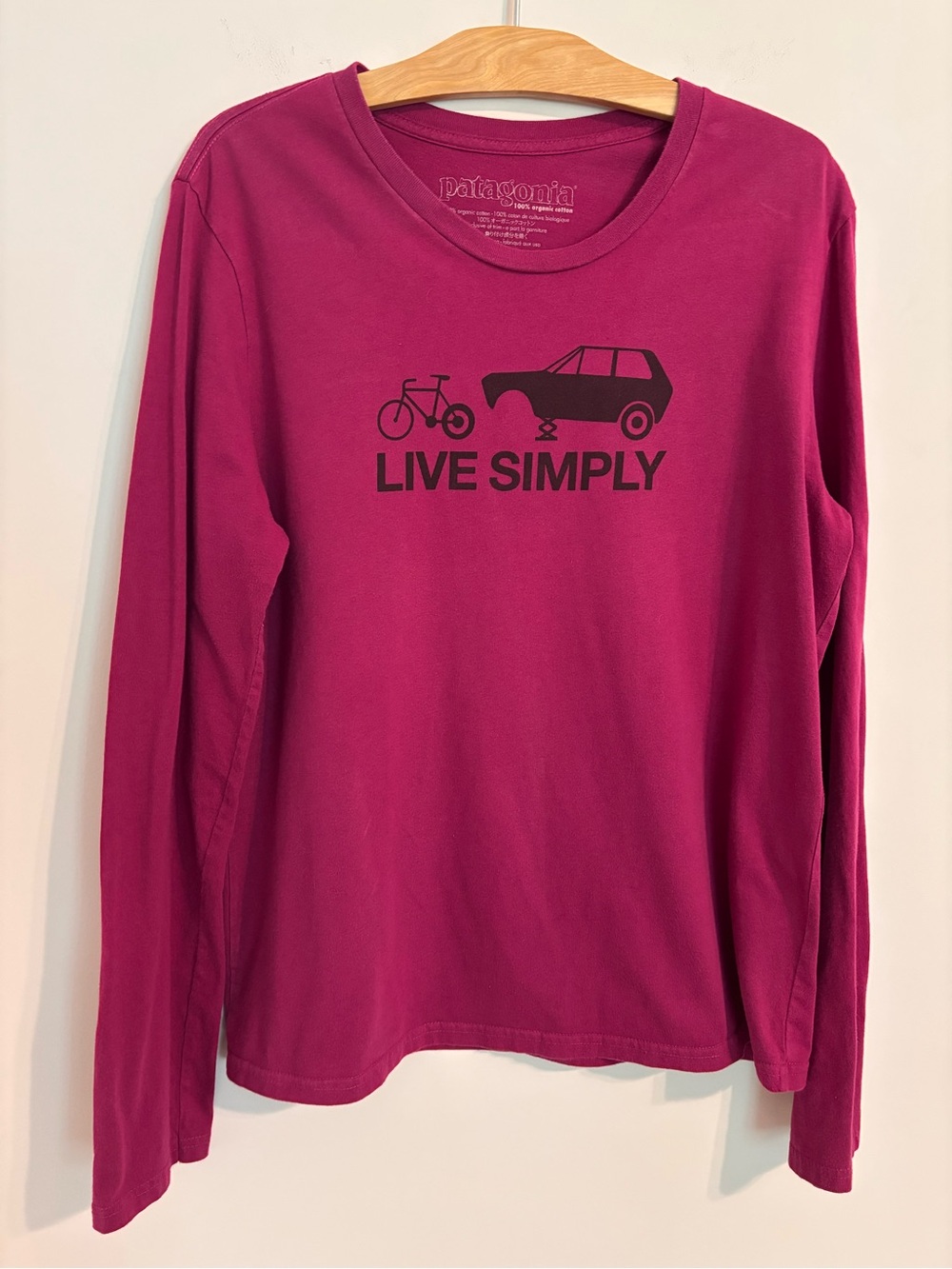 Patagonia Magenta Long Sleeve “Live Simply” t-shirt